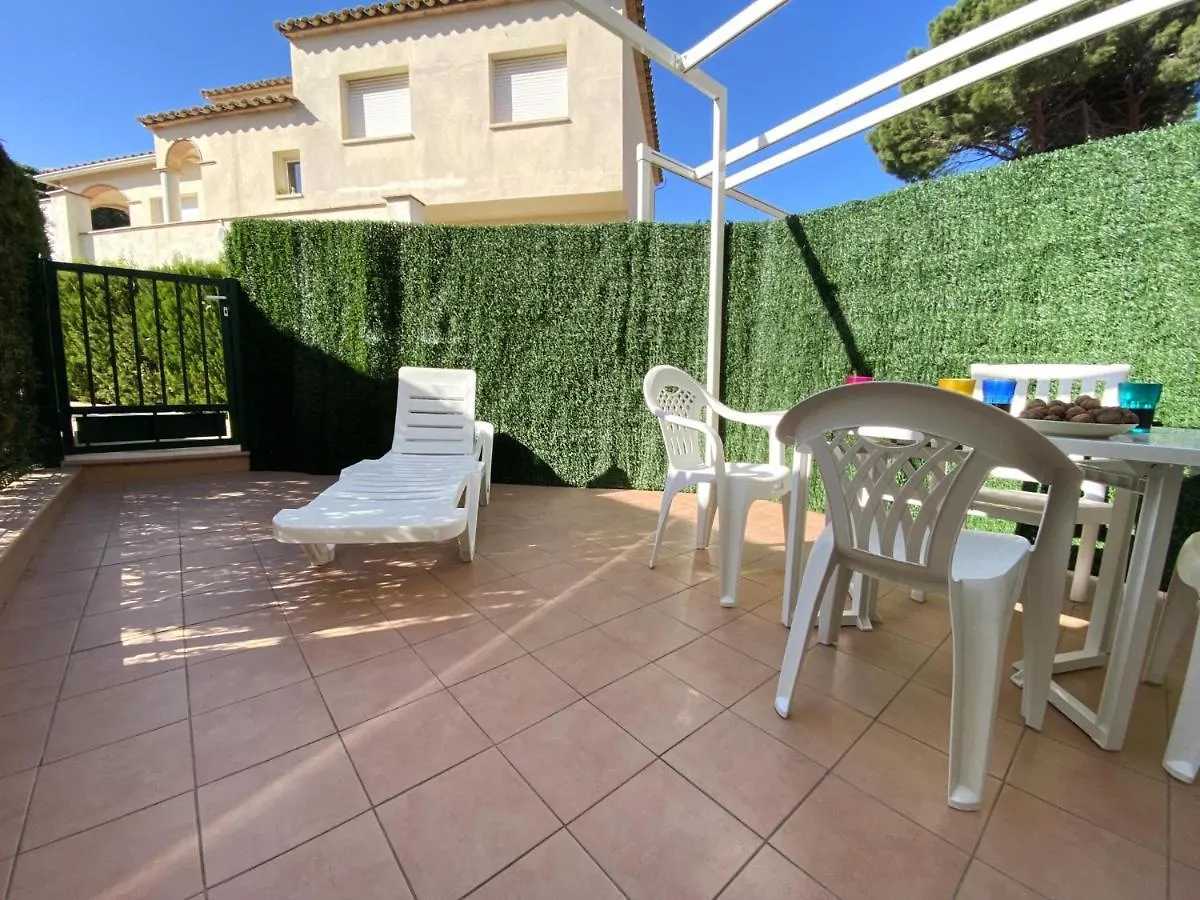 22102 Estel L'Escala Spain
